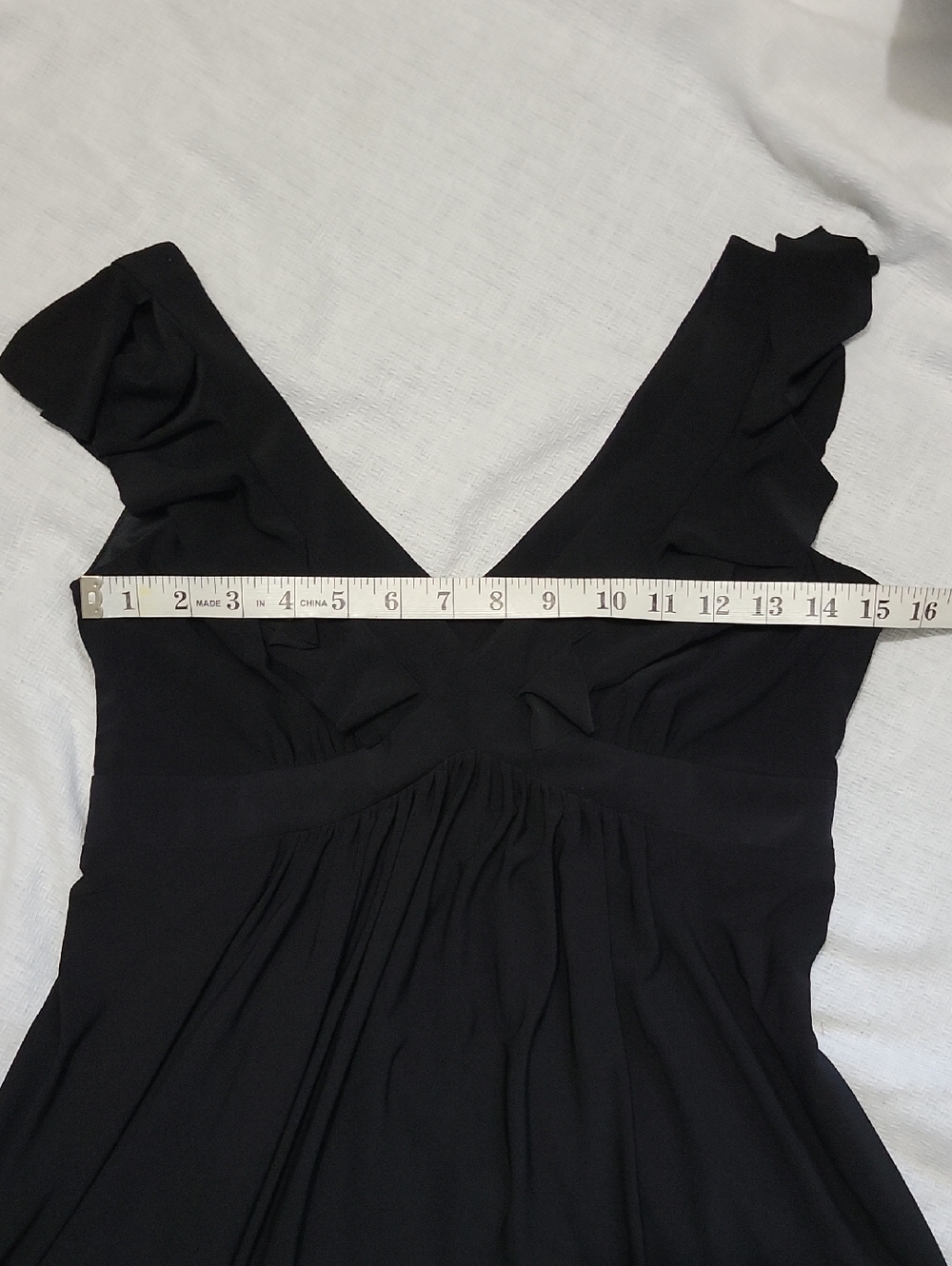 Evan Picone Black Ruffle V-neck Cocktail Dress 4P - Picture 8 of 10